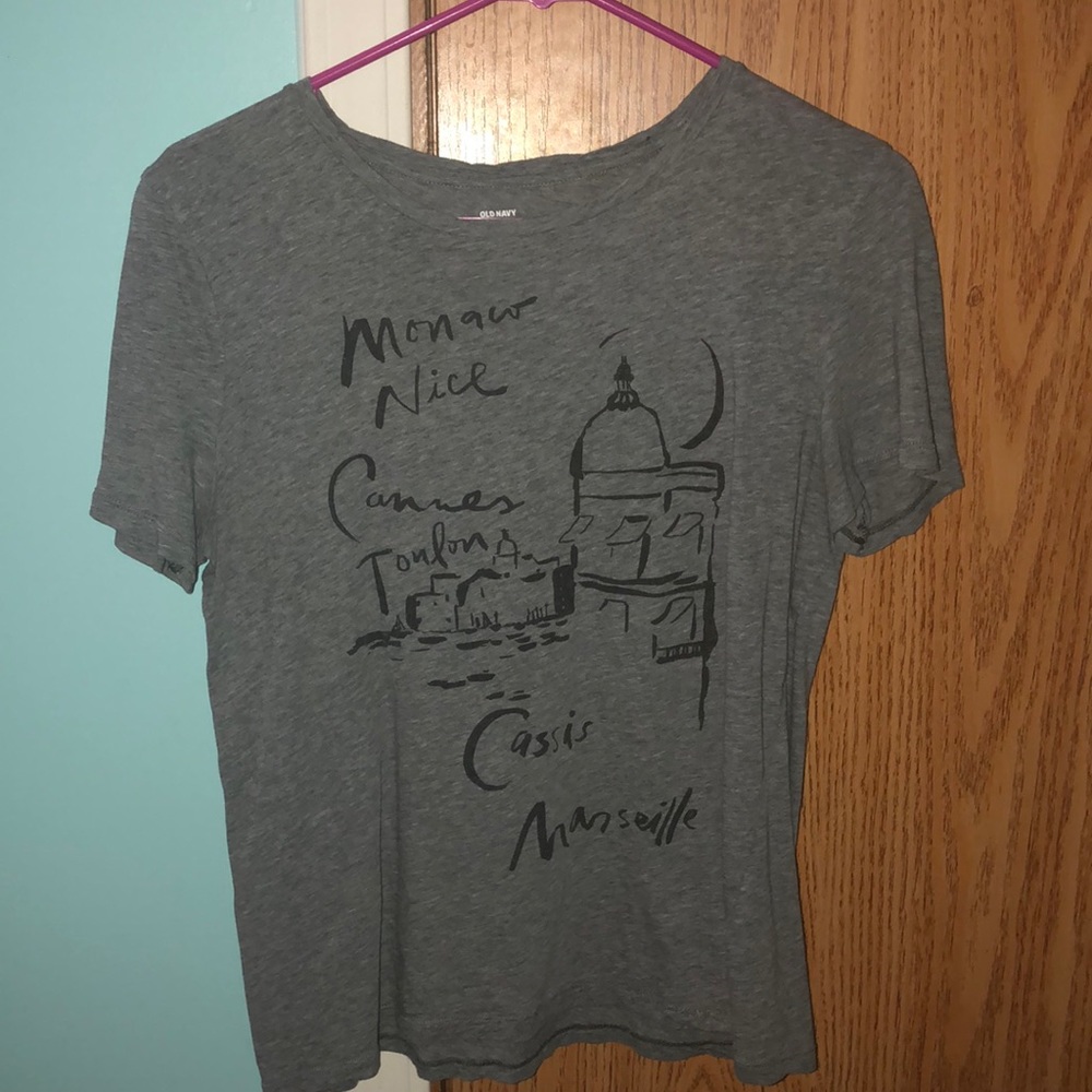 old navy shirt